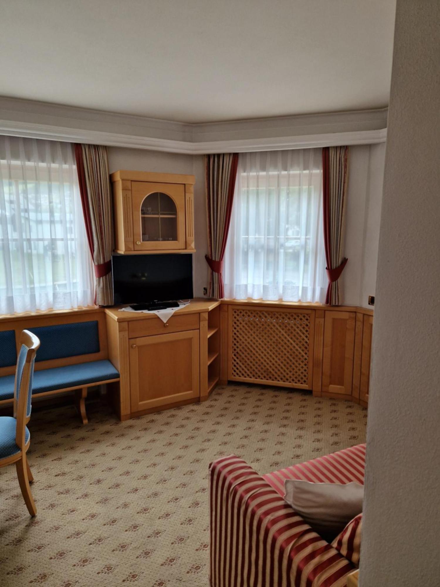 Residence Ciastel オルティゼーイ エクステリア 写真