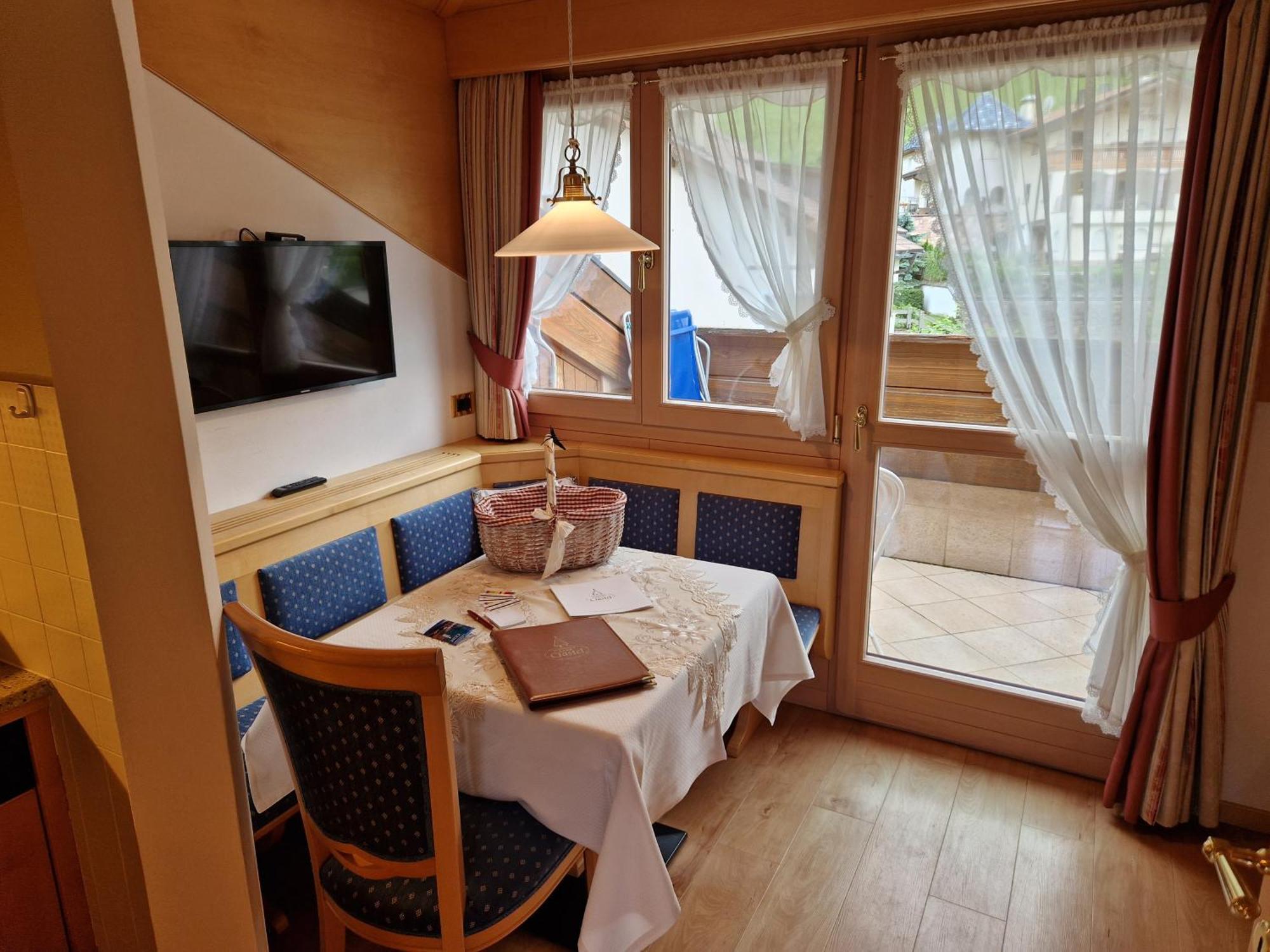 Residence Ciastel オルティゼーイ エクステリア 写真